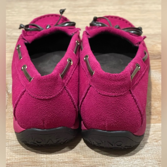 NEW Vionic | Pink Petaluma Suede Loafer Size 7.5 - Picture 6 of 9